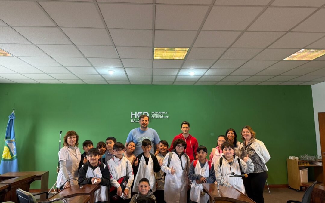 VISITA DE ALUMNOS DE LA ESCUELA 45 AL HCD